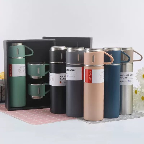Caneca Kit Garrafa Térmica Vacuum Bottle Inox 500ml + 3 Xícaras Bebidas Fria ou Quente